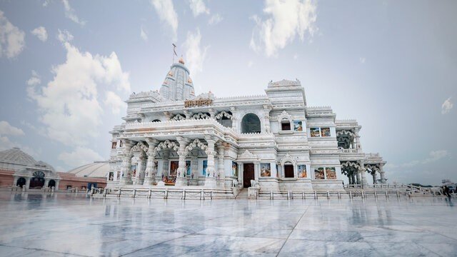 Mathura Tour - Om Sai Ram Travels